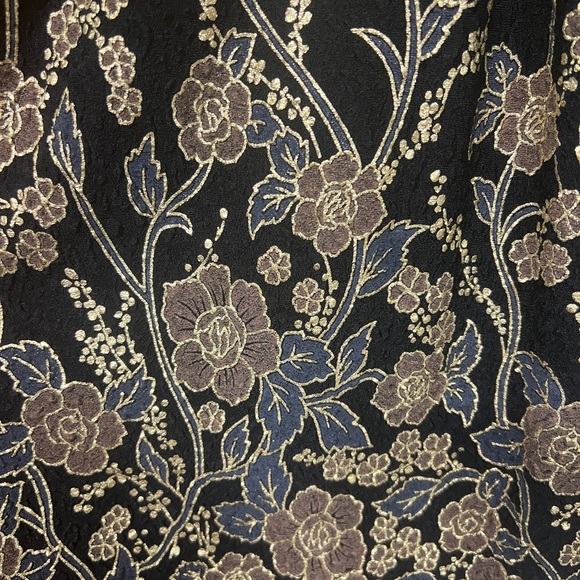 XL Lularoe Amelia Holiday collection - Picture 2 of 2